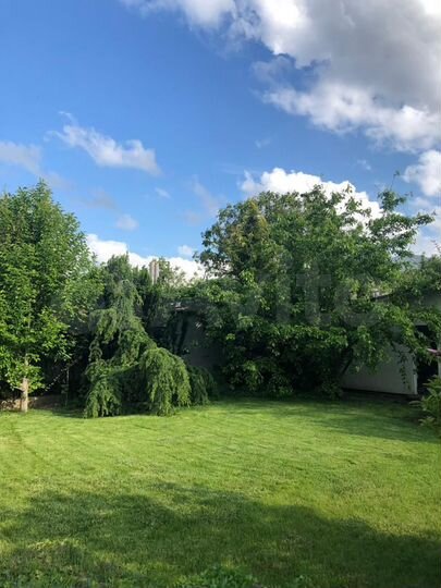 Дом 642,4 м² на участке 17 сот.