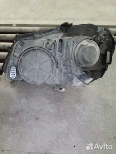 Фара правая фольксваген поло 4 поколение