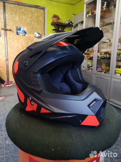 Шлем кроссовый