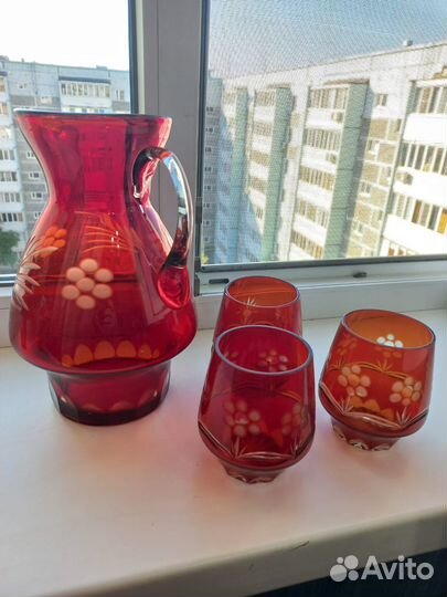 Графин рубиновое стекло