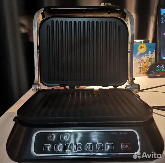 Гриль redmond SteakMaster RGM-M807