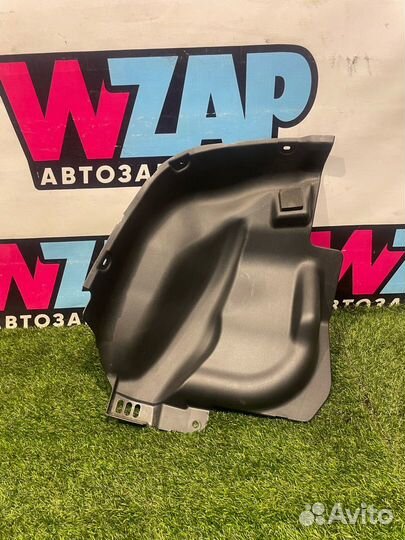 Обшивка салона правая Fiat 124 2018 N24368320