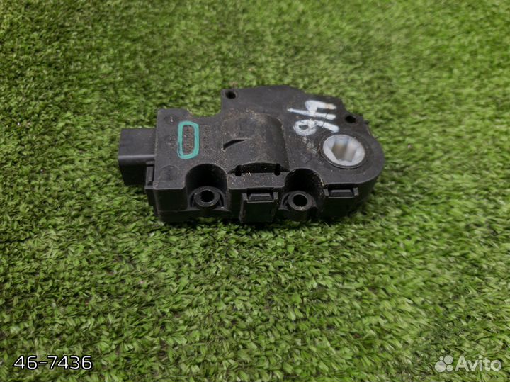 Сервопривод заслонки печки BMW E91 (E90)