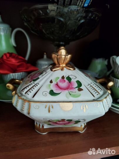 Сахарница розовая Гжель