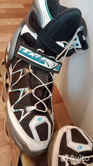 Роликовые коньки