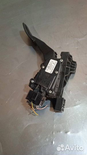 Педаль газа Mitsubishi Colt 6 (Z20/Z30) 2008