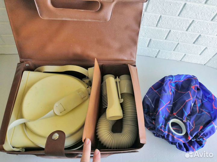 Удобный фен для сушки волос накрученных на бигуди