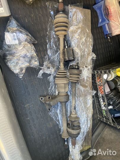 Привод правй и левый киа спектра АКПП