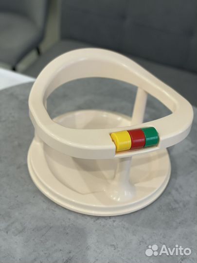 Стульчик/сидение для купания