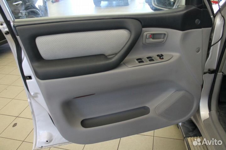 Новая экокожа на сиденья а/м Тойота Land Cruiser