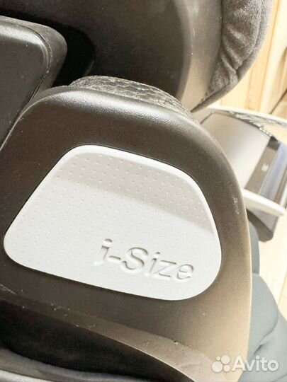 Автомобильное кресло maxi cosi kore