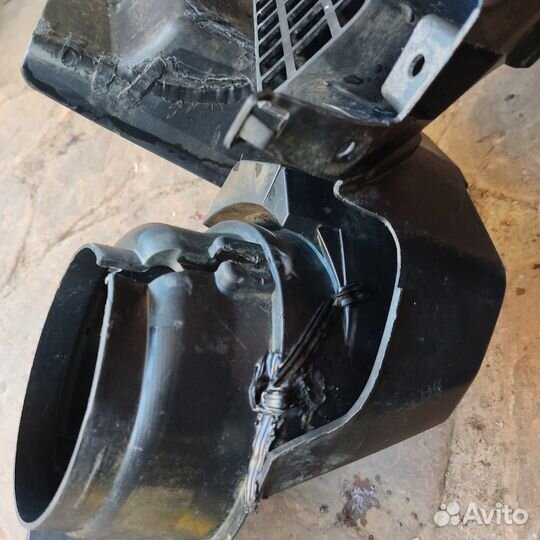 Решетка радиатора Yamaha Grizzly 700 2010 г.в