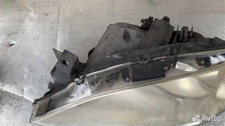 Фара левая от Ford Mondeo III 2000-2007