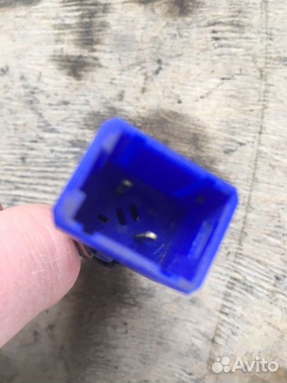 Датчик педали сцепления Renault Laguna 2