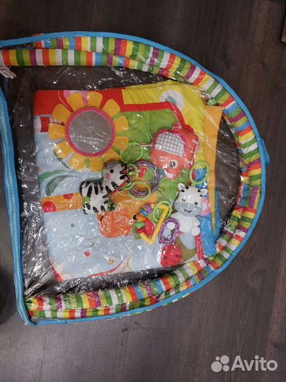 Развивающий коврик