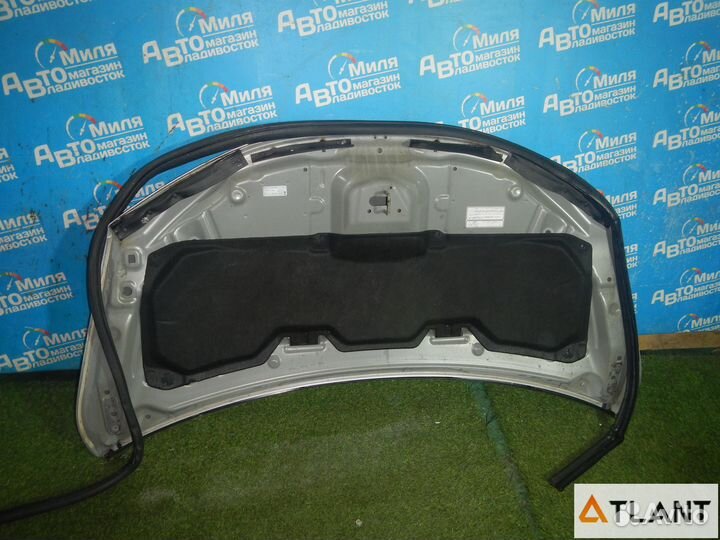 Капот honda FIT