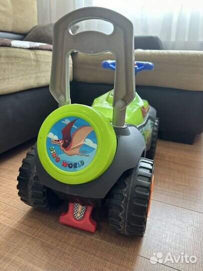 Машинка каталка