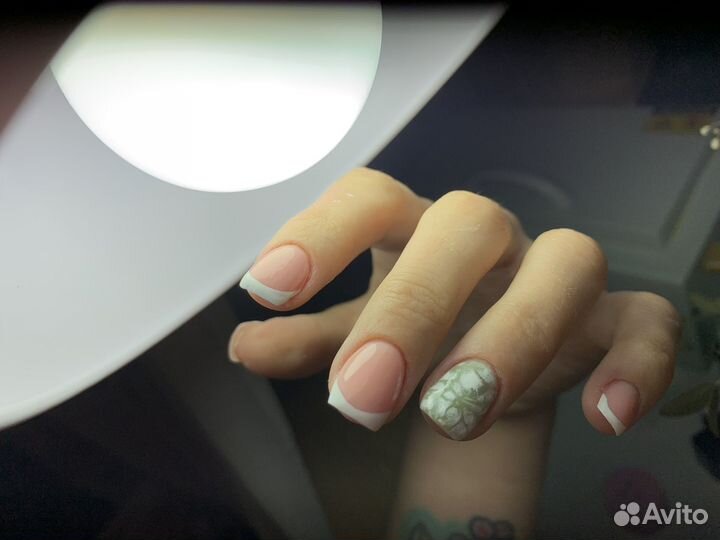 Маникюр, наращивание ногтей