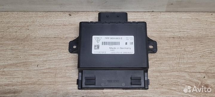 Блок электронный VW Touareg FL