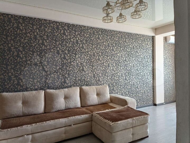 2-к. квартира, 65 м², 2/9 эт.