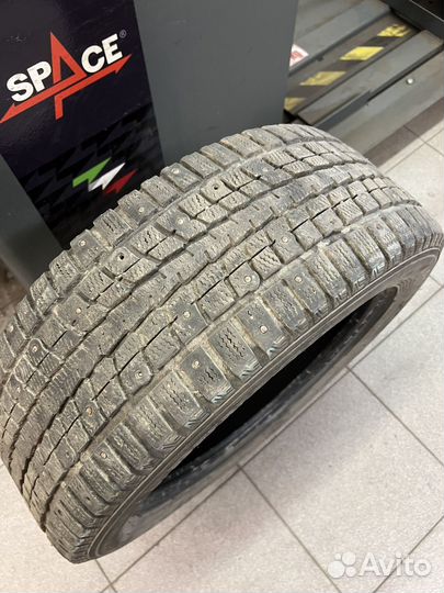 Dunlop SP Winter Ice 01 205/55 R16 94T