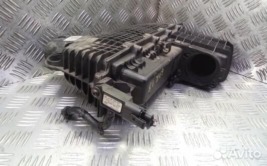 Корпус воздушного фильтра dacia logan 1 (6AR18YF01