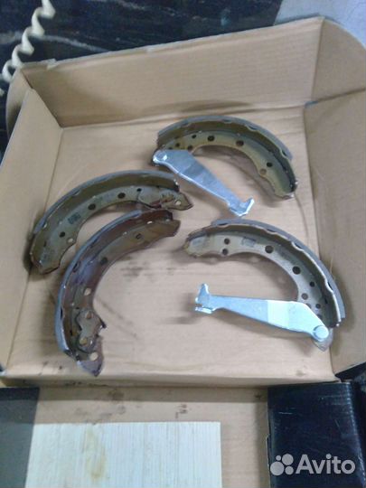 Тормозные колодки ауди100 с3 82-85г