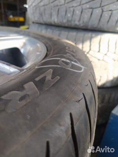 Pirelli P Zero 295/40 R21