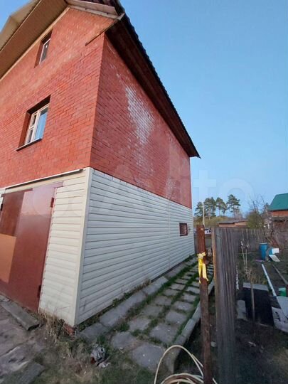 Дом 260 м² на участке 9 сот.