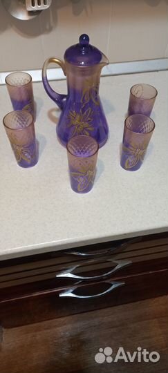 Графин со стаканами