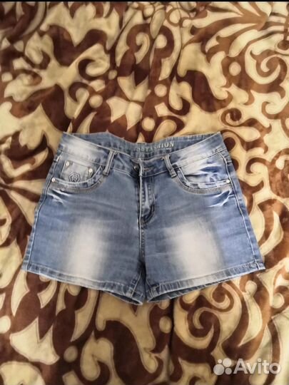 Шорты женские