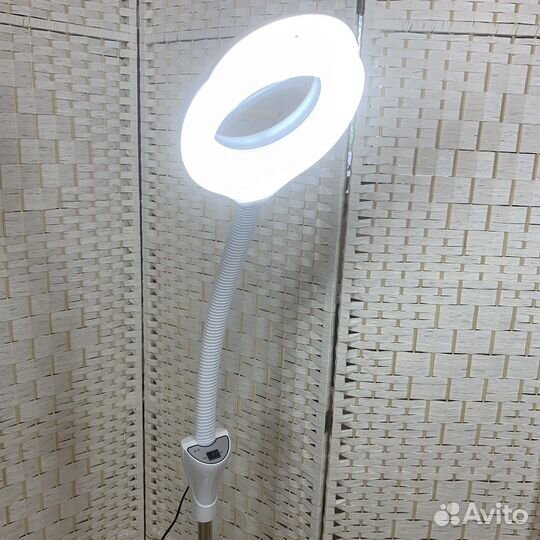 Лампа лупа напольная