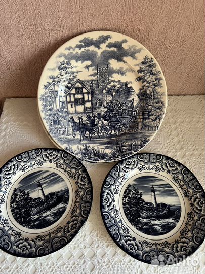 Настенная тарелка