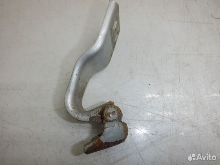 Петля двери багажника Ford C-Max