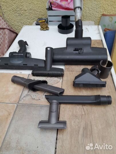 Запчасти на пылесос