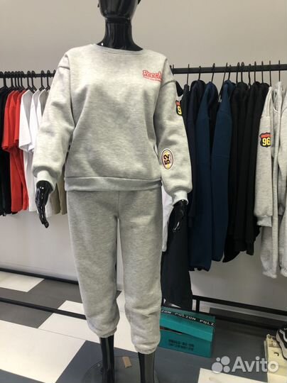 Костюм женский