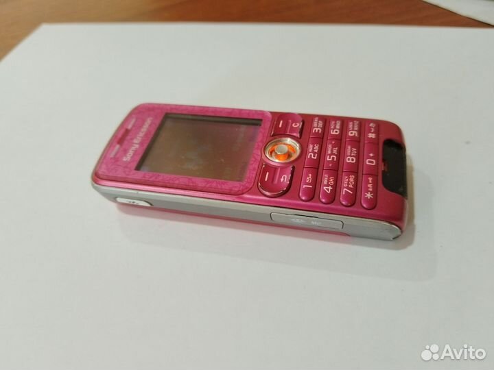 Sony Ericsson W200i