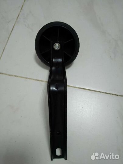 Колесо вспомогательное для детского велосипеда