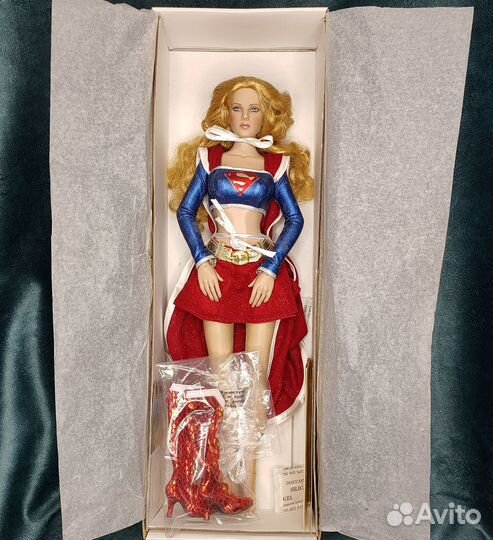 Кукла Tonner supergirl - коллекция DC Stars