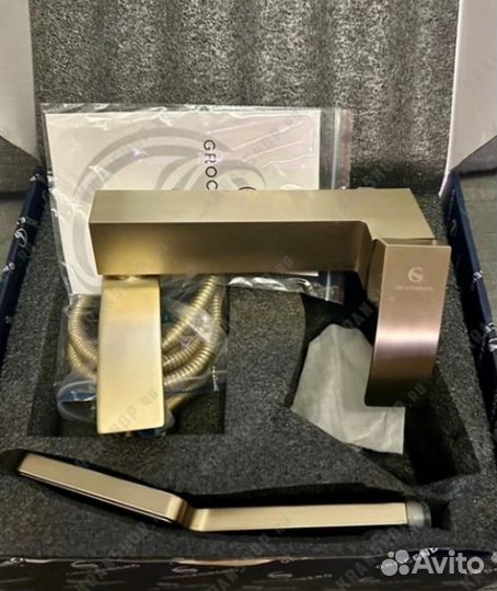 Смеситель для ванны Grocenberg GB8007 Белый хром