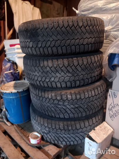 Continental Conti4x4IceContact 235/50 R19