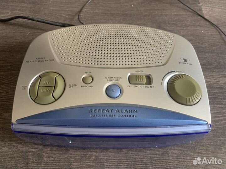 Радио часы будильник philips