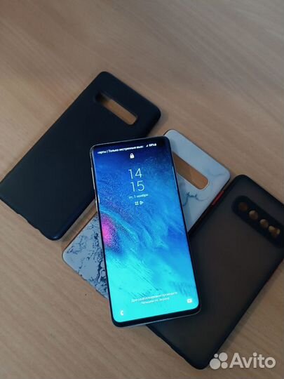 Samsung Galaxy S10, 8/128 ГБ