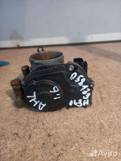 Дроссельная заслонка Пассат Б5 А4 Б5 058133063H