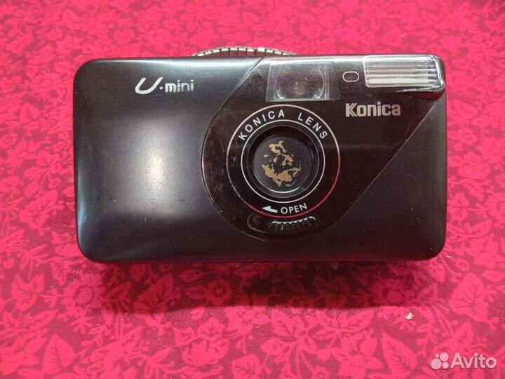 Пленочный фотоаппарат konica