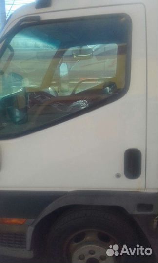 Mitsubishi Fuso Canter изотермический, 1999