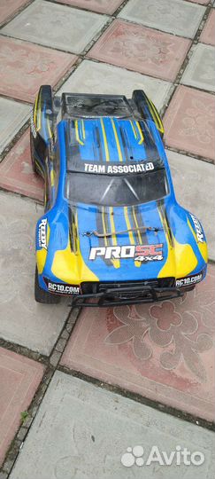 Радиоуправляемая модель 1:10 Team associated sc10