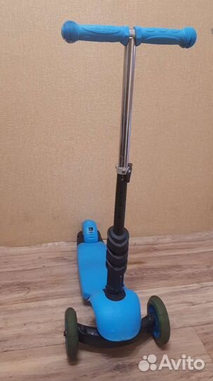 Самокат трехколесный Scooter