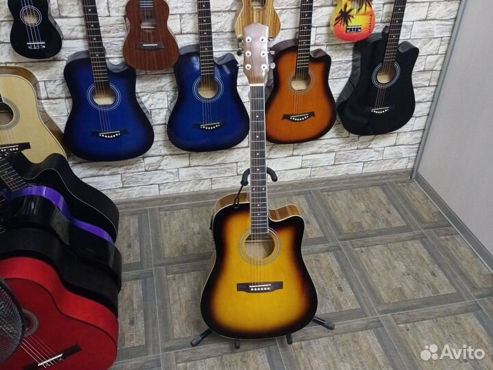 Электро акустическая гитара