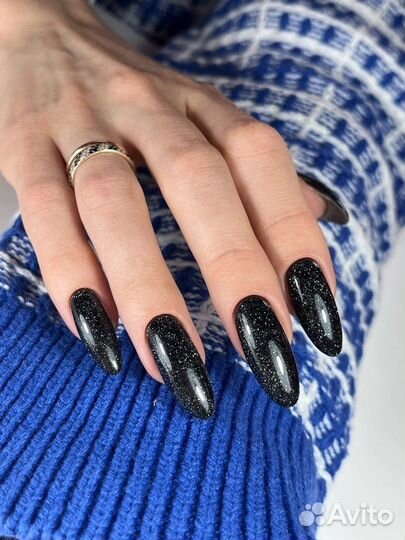 Маникюр педикюр